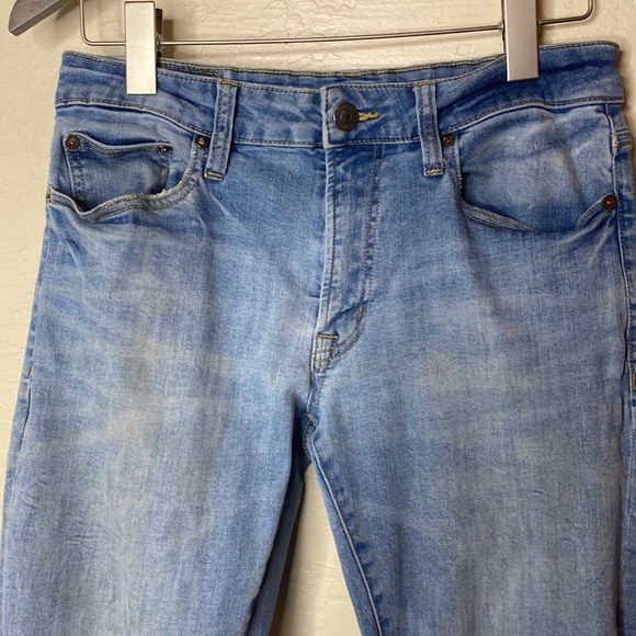 American Eagle Slim 30x32 - Picture 2 of 5